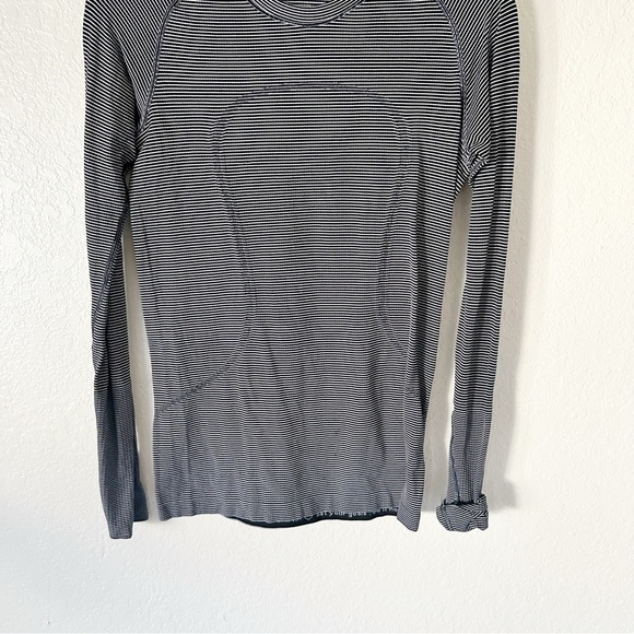 Lululemon Run: Swiftly Tech Long Sleeve Crew top size 8 - Picture 7 of 11
